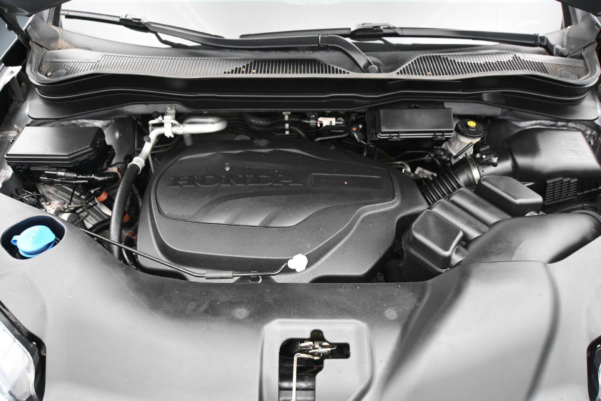 Used 2017 Honda Pilot Touring image 28
