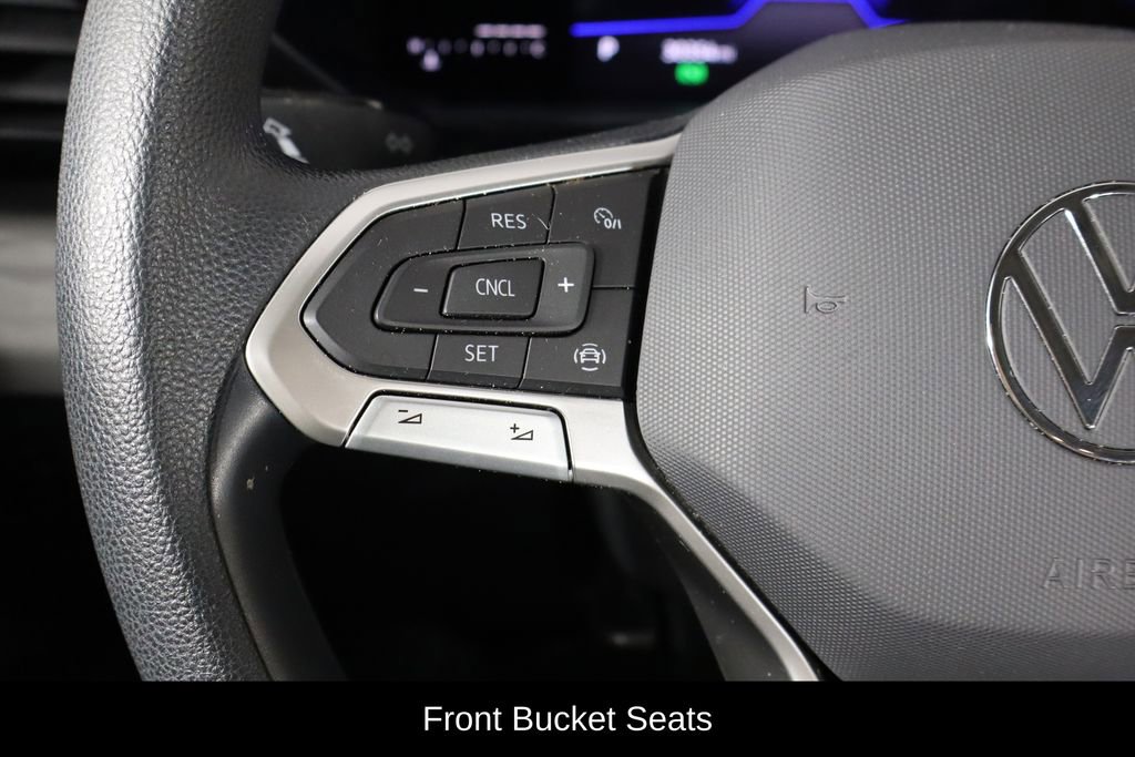 Used 2022 Volkswagen Taos S image 8