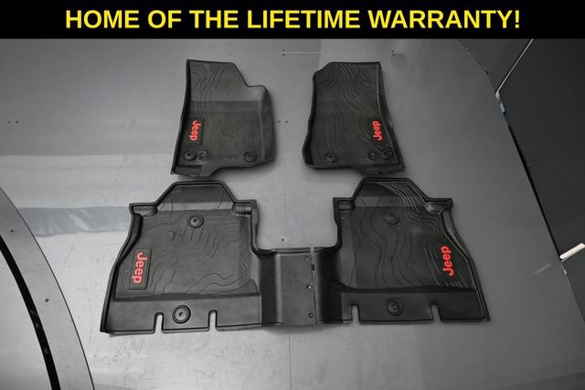 Used 2018 Jeep Wrangler Unlimited Rubicon w/ Cold Weather Group AWD/4WD image 45