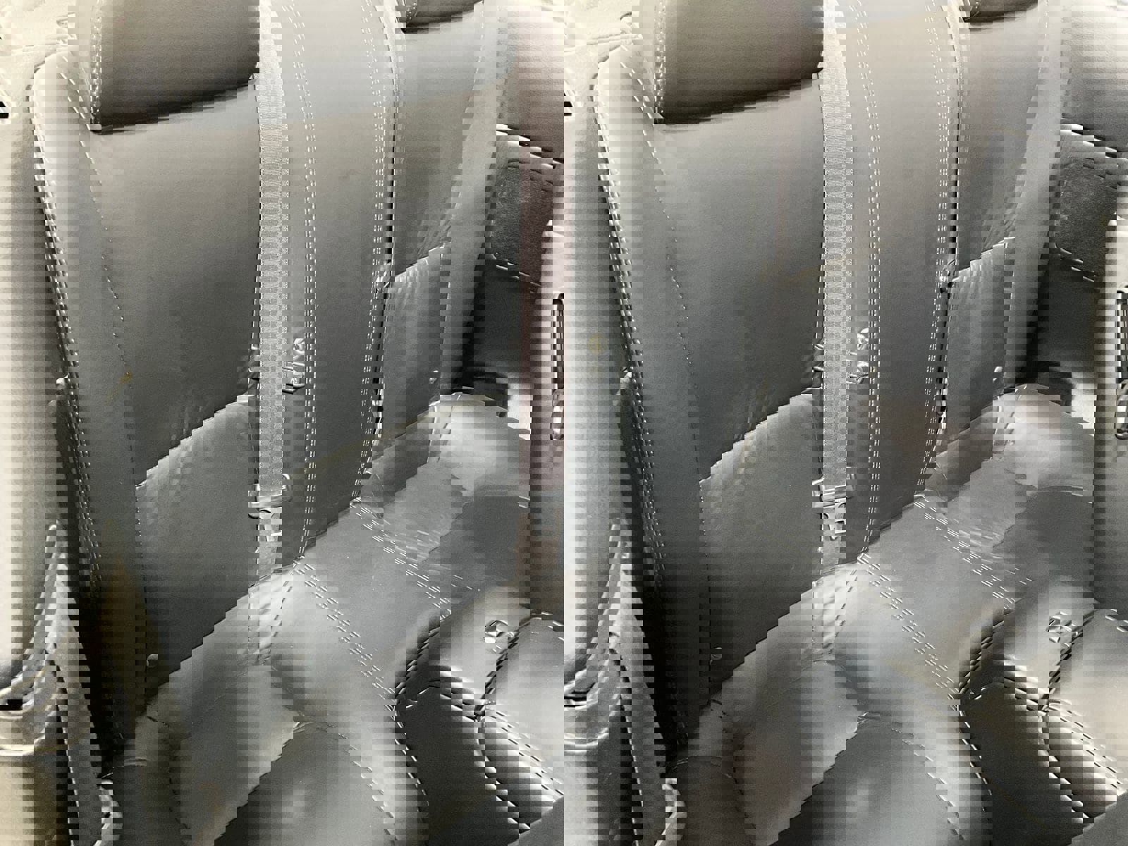 Used 2005 Lexus SC 430 Convertible image 22