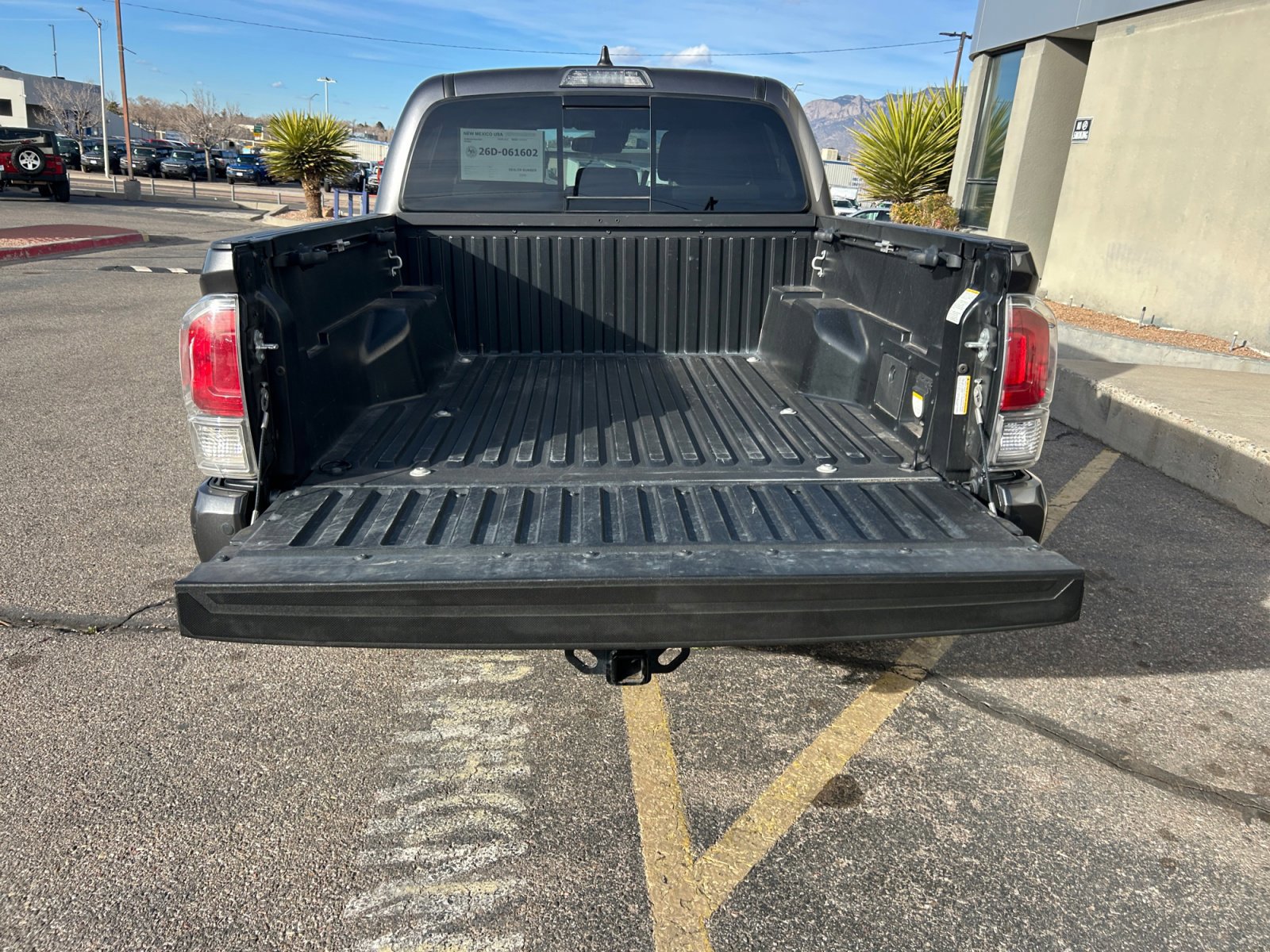 Used 2022 Toyota Tacoma TRD Off-Road w/ Technology Package image 29