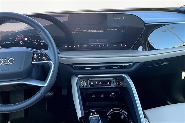 Used 2025 Audi Q5 Premium Plus w/ Premium Plus image 6