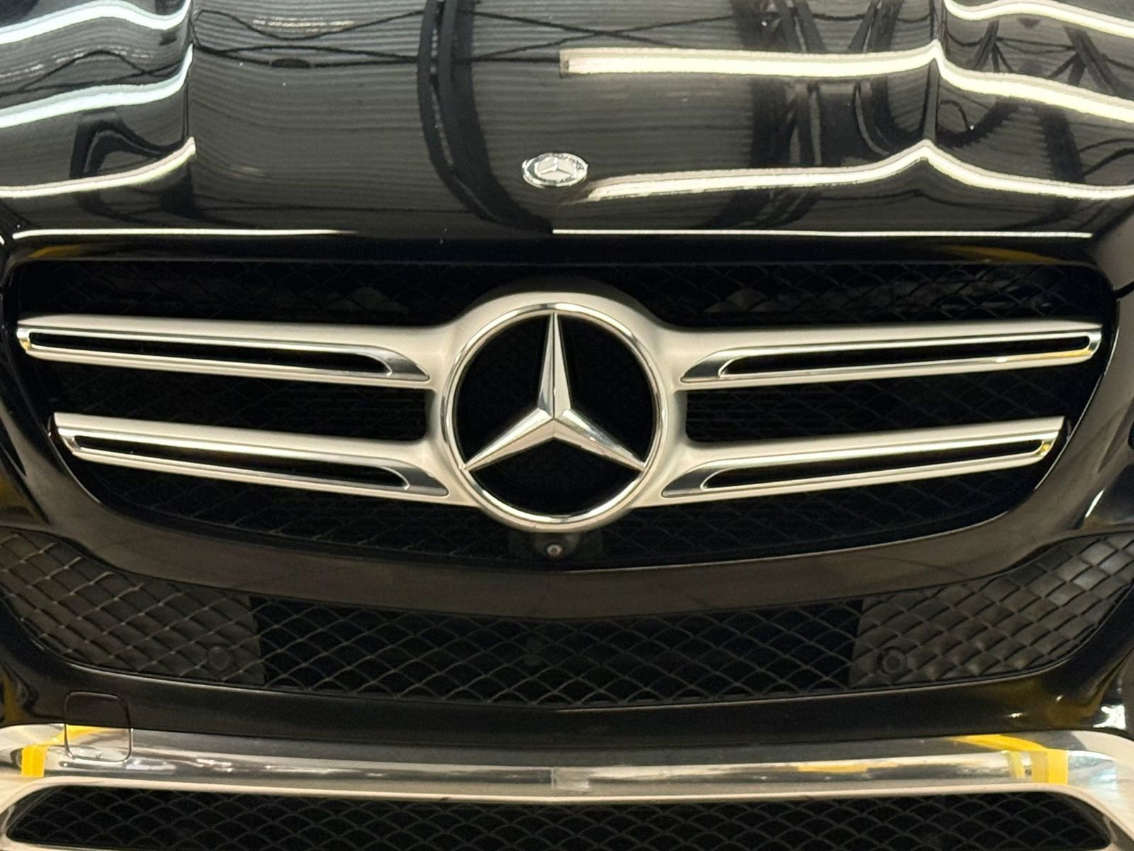 Used 2016 Mercedes-Benz GLE 350 w/ Premium Package image 5