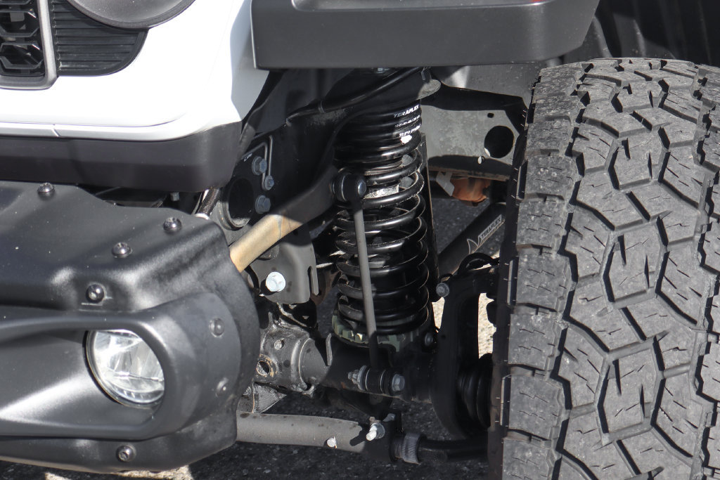 Used 2024 Jeep Gladiator Mojave AWD/4WD image 49