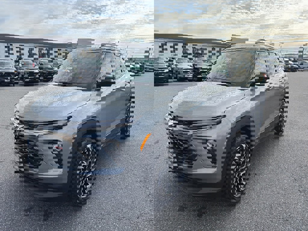 New 2026 Chevrolet TrailBlazer RS w/ Convenience Package image 2