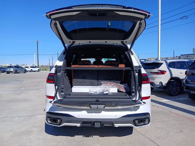 New 2026 BMW X7 xDrive40i AWD/4WD image 9