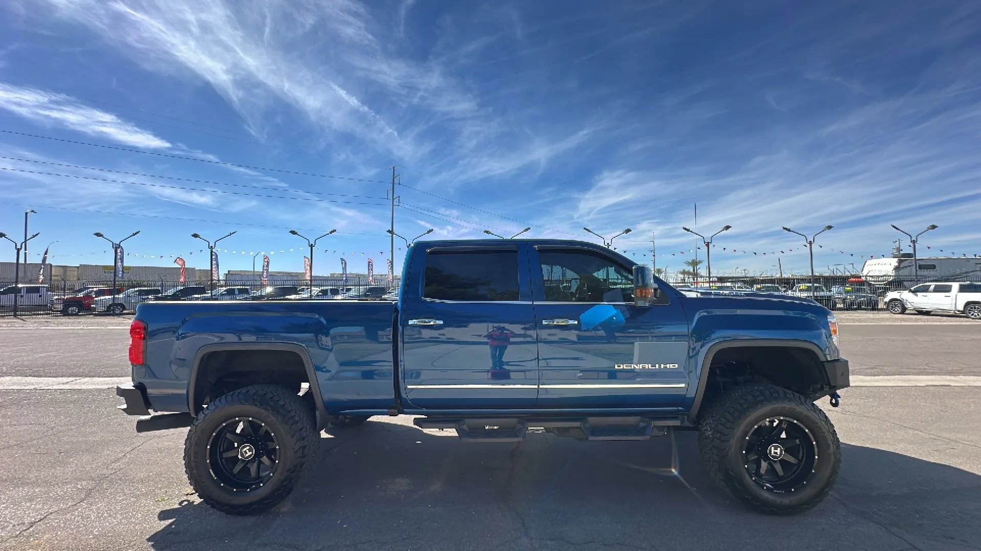 Used 2017 GMC Sierra 3500 Denali w/ Duramax Plus Package image 7