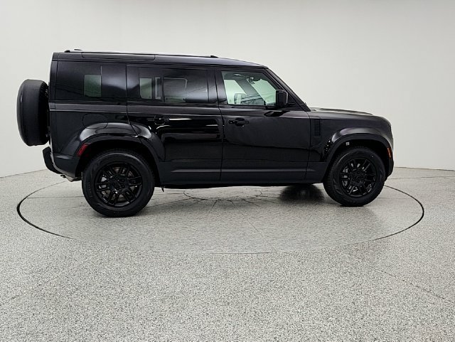 New 2026 Land Rover Defender 110 S AWD/4WD image 4