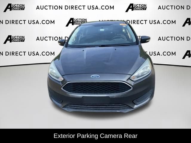 Used 2015 Ford Focus SE w/ SE Cold Weather Package FWD video 2
