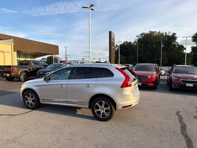 Used 2015 Volvo XC60 T6 AWD/4WD image 9