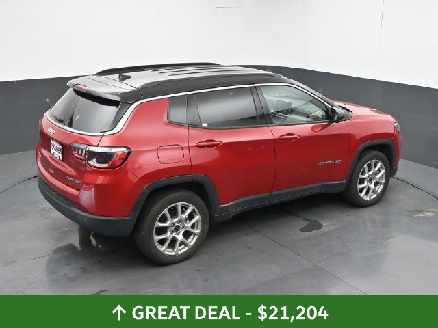Used 2025 Jeep Compass Limited AWD/4WD image 39