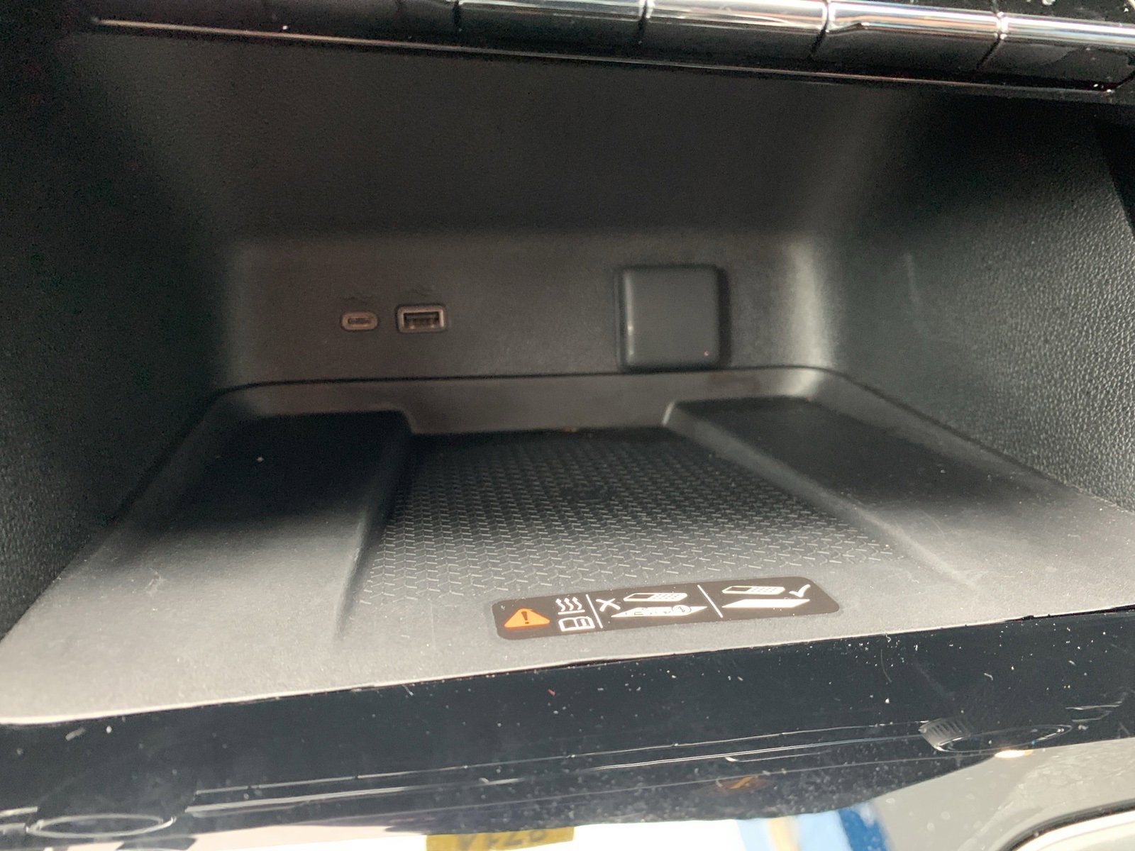 Used 2024 Chevrolet Traverse LT image 29