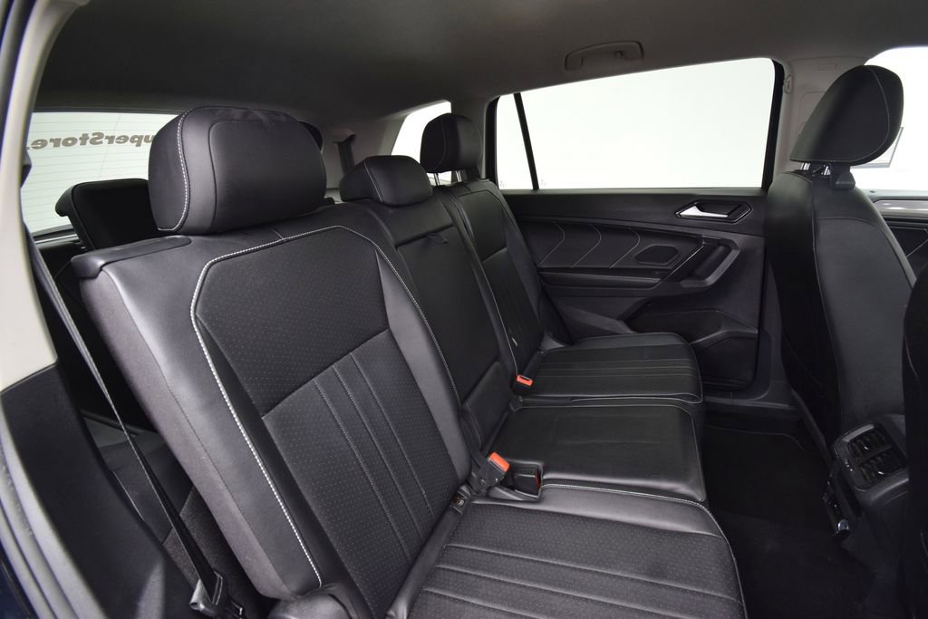 Used 2023 Volkswagen Tiguan SE image 19