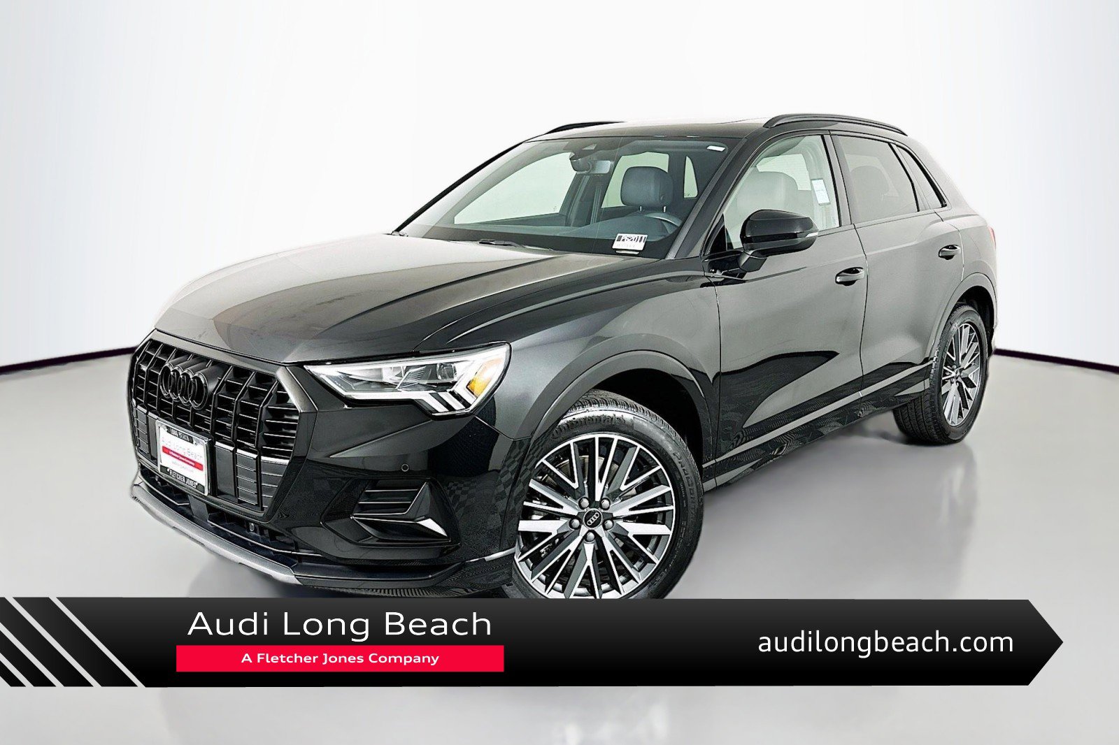 Used 2024 Audi Q3 2.0T Premium w/ Convenience Package