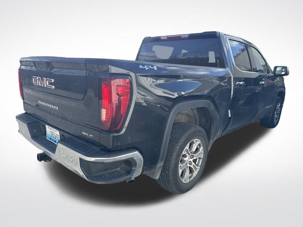Used 2025 GMC Sierra 1500 SLT image 4