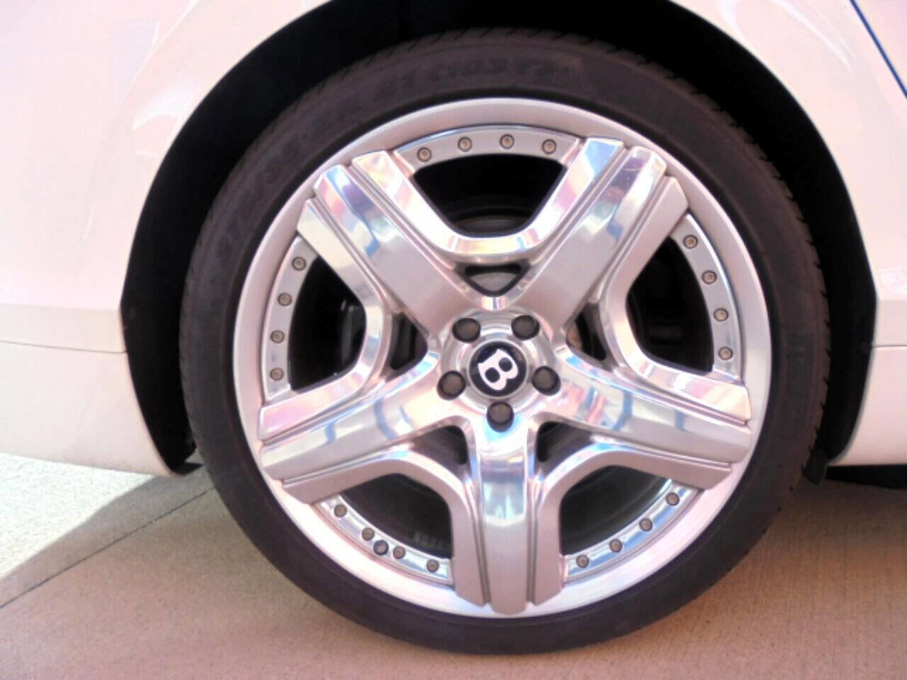Used 2016 Bentley Flying Spur V8 AWD/4WD image 24