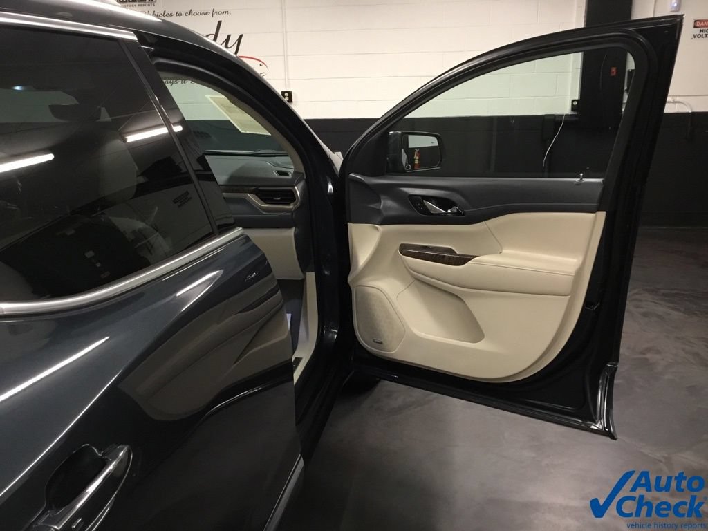Used 2020 GMC Acadia Denali AWD/4WD image 41