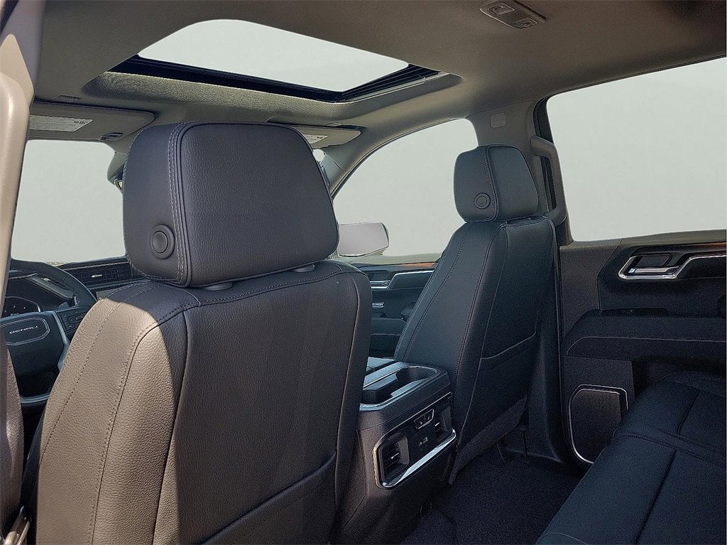 New 2026 GMC Sierra 1500 Denali w/ Denali Reserve Package image 11