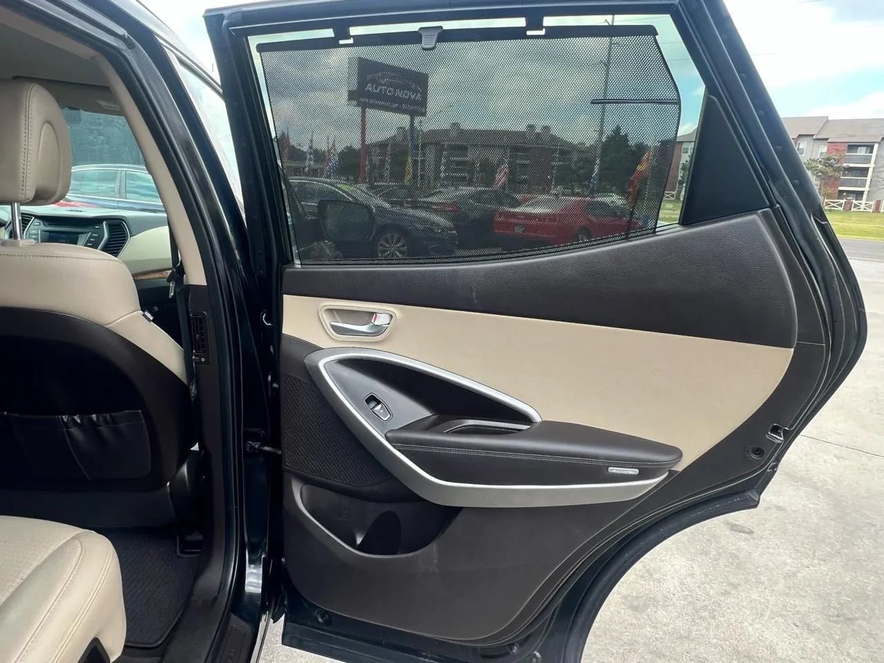 Used 2016 Hyundai Santa Fe Sport w/ Option Group 03 FWD image 34