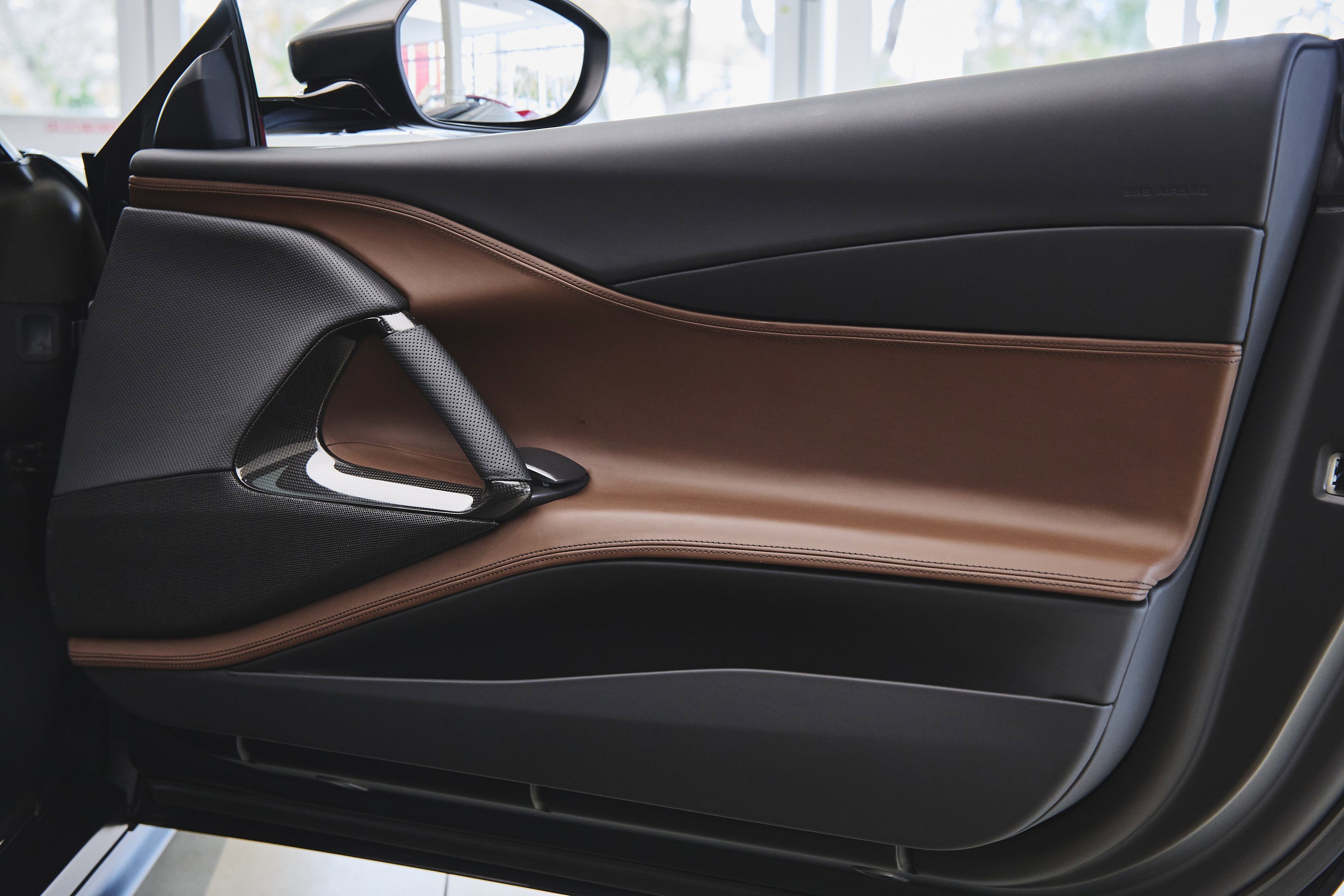 Used 2022 Ferrari 812 GTS image 45