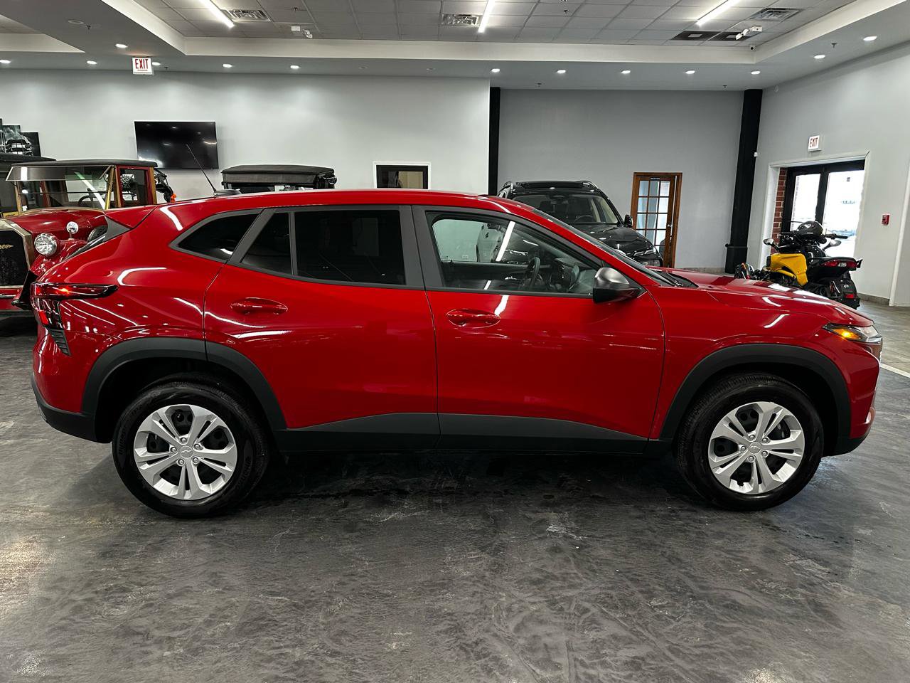 Used 2026 Chevrolet Trax LS image 3
