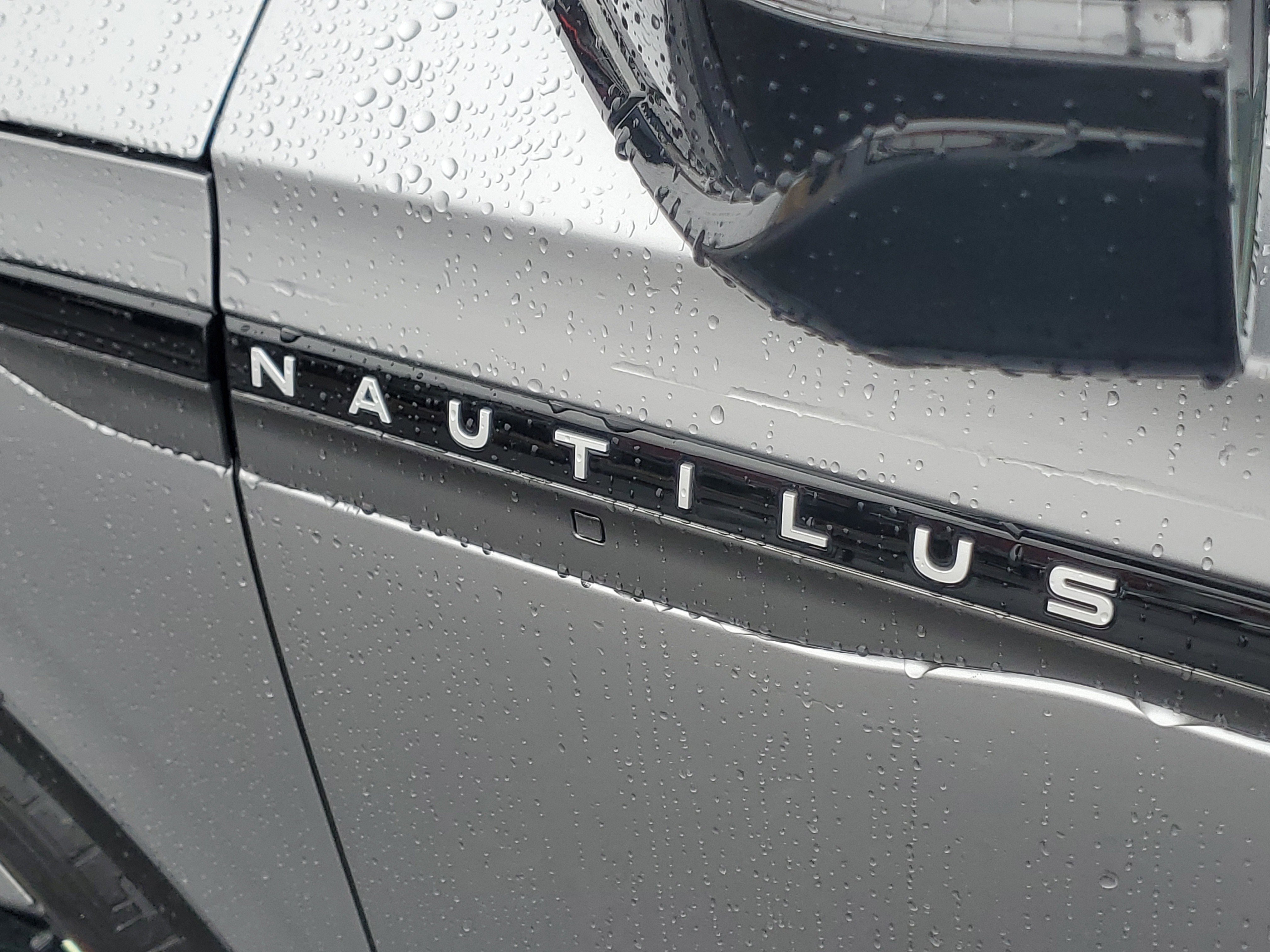 New 2026 Lincoln Nautilus Reserve image 7