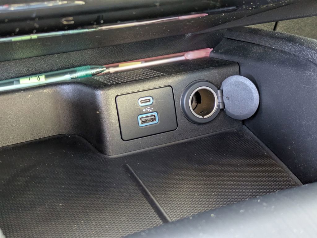 Used 2021 Ford Escape S image 25