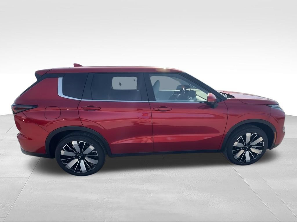 New 2026 Mitsubishi Outlander SE AWD/4WD image 9
