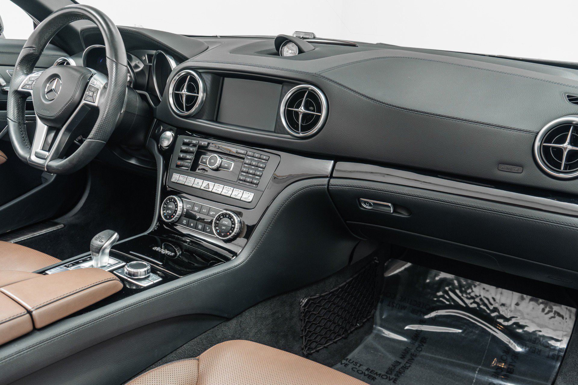 Used 2016 Mercedes-Benz SL 550 image 14