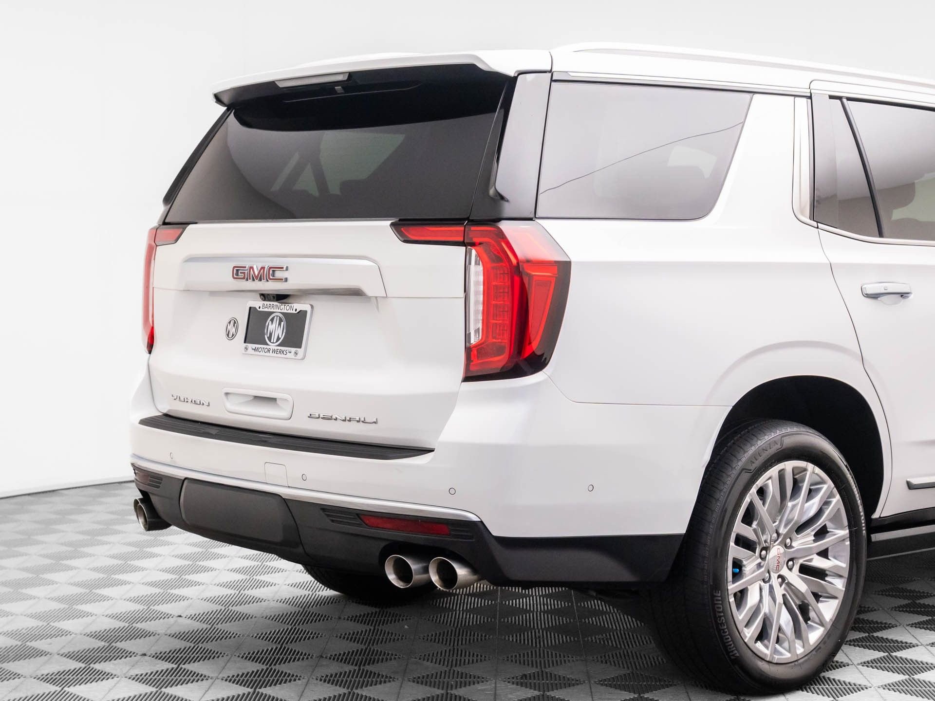 Used 2023 GMC Yukon Denali w/ Denali Reserve Package image 35