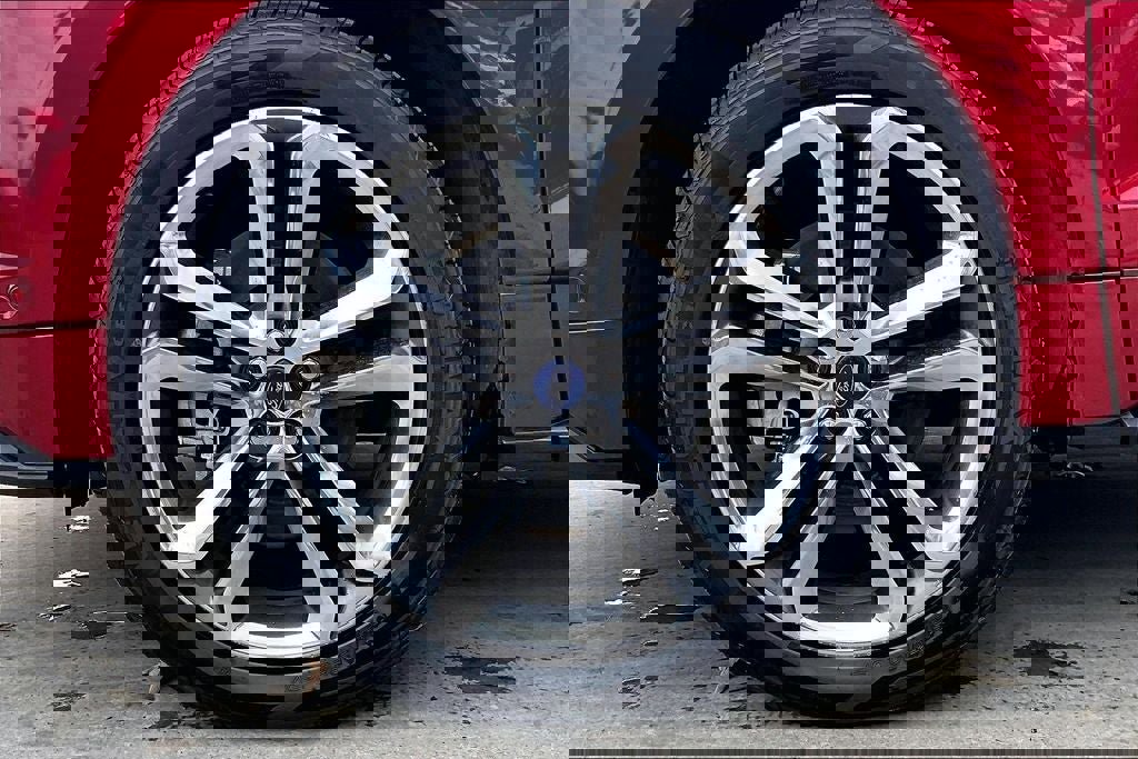 Used 2017 Ford Edge Sport w/ Equipment Group 401A image 8