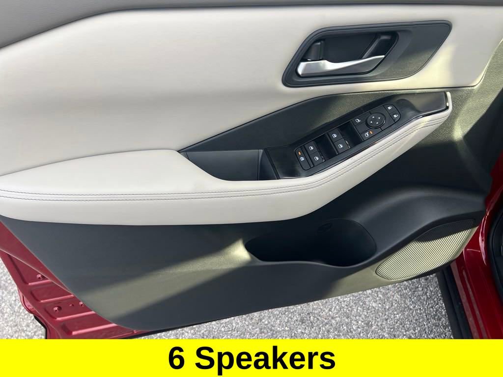 Certified 2025 Nissan Rogue SV image 12