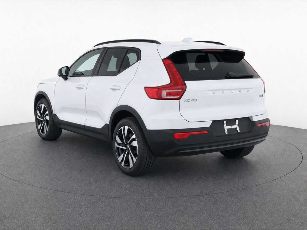 New 2026 Volvo XC40 B5 Ultra w/ Protection Package Premier AWD/4WD image 3