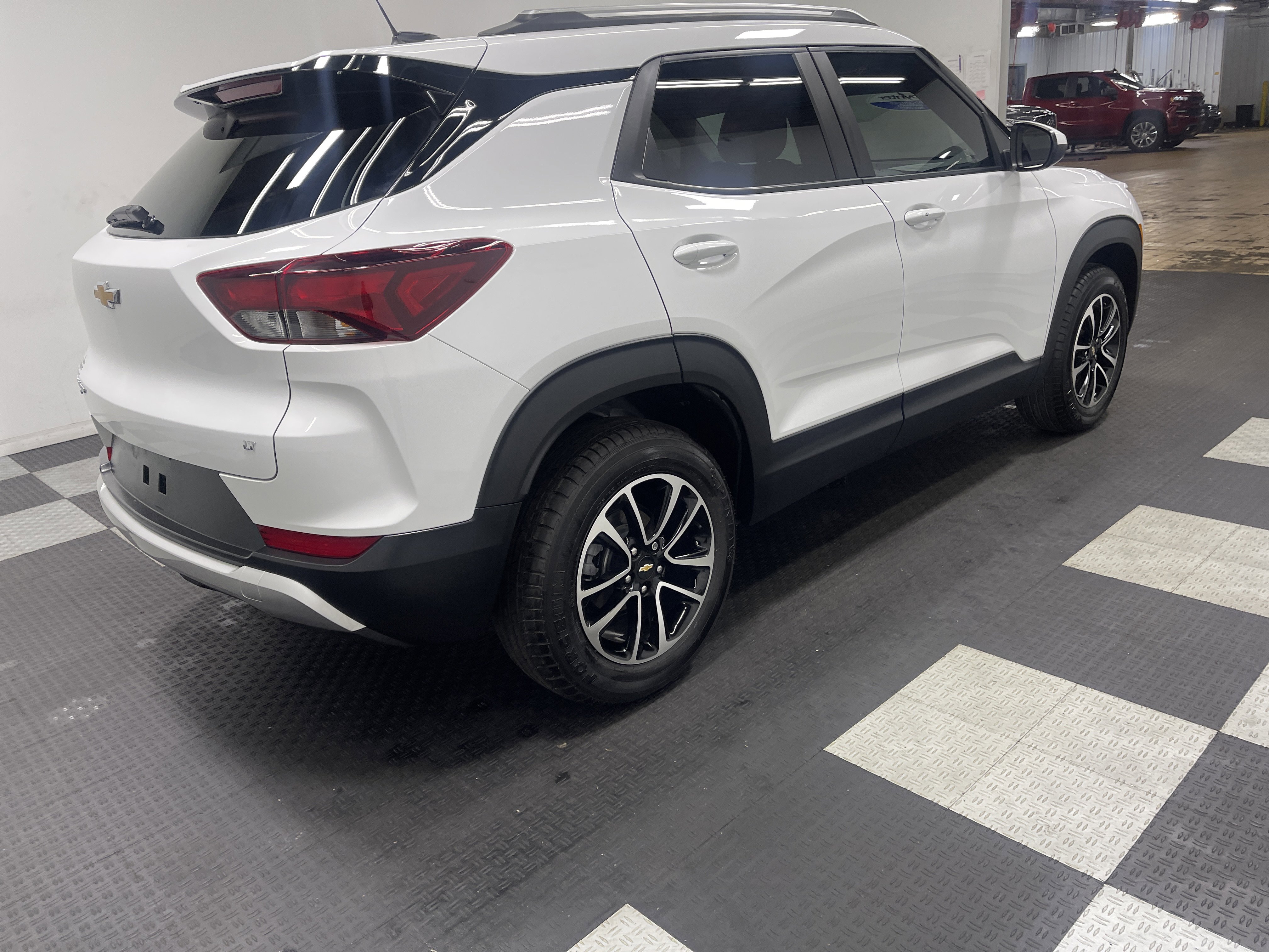 Used 2024 Chevrolet TrailBlazer LT image 5