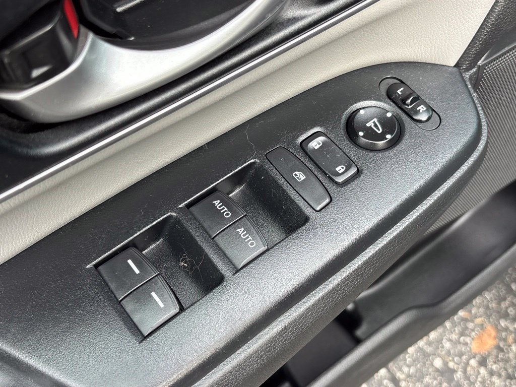Used 2017 Honda CR-V EX-L image 20