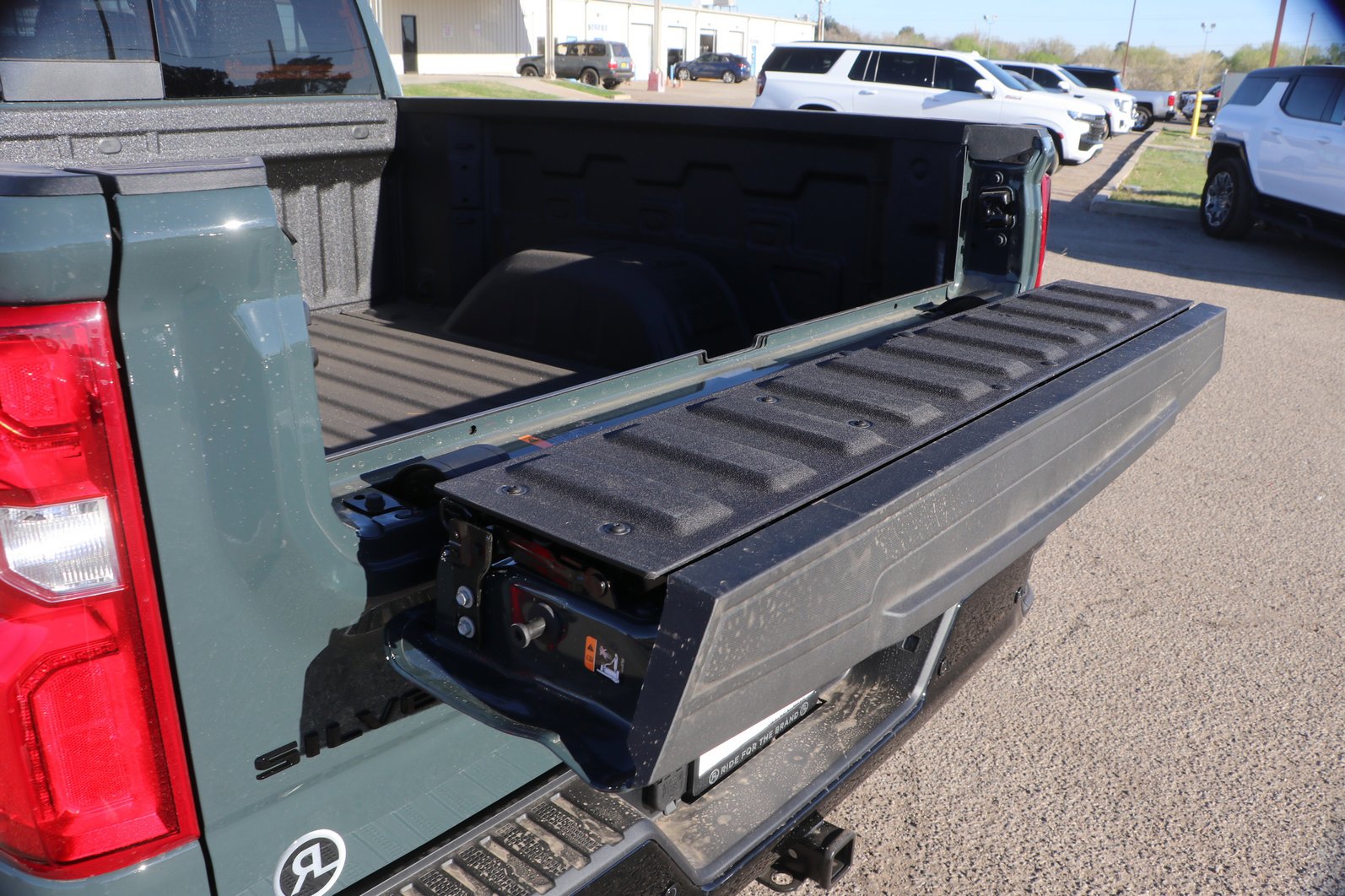 New 2026 Chevrolet Silverado 1500 ZR2 w/ LPO, Dark Essentials Package image 30