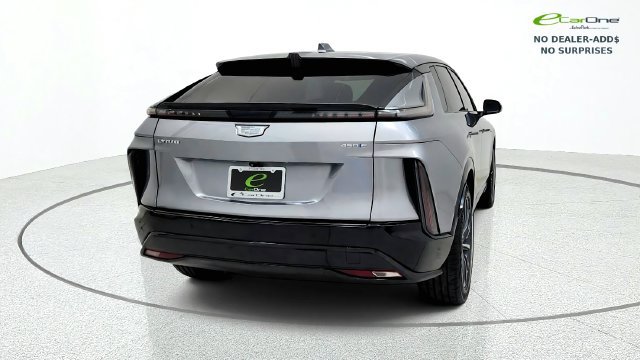 Used 2024 Cadillac Lyriq Sport RWD image 8