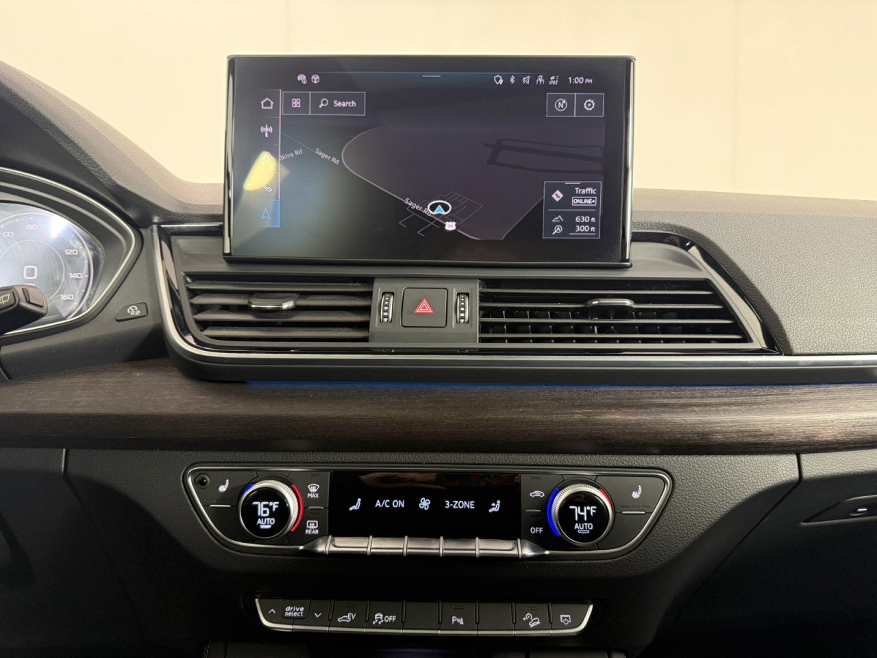 Used 2025 Audi Q5 e Premium Plus w/ Premium Plus Package image 22