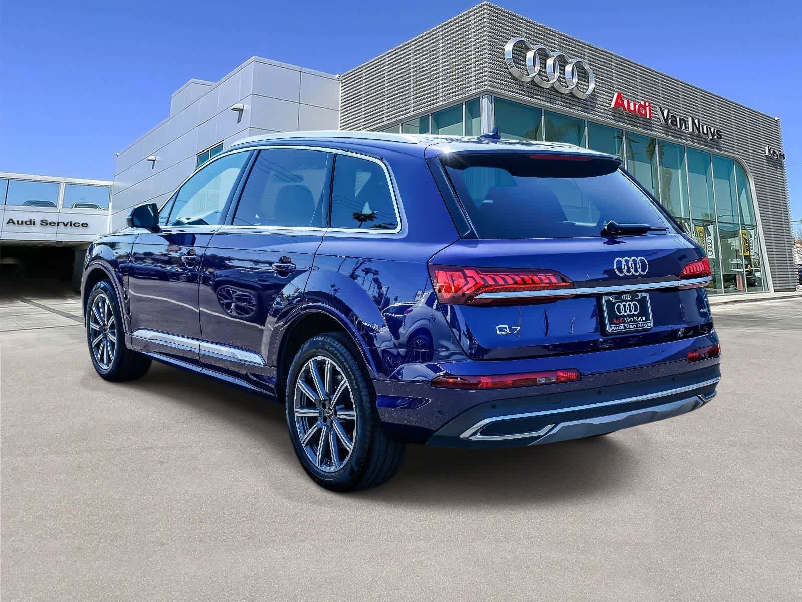 Used 2022 Audi Q7 2.0T Premium Plus w/ Premium Plus Package AWD/4WD image 2