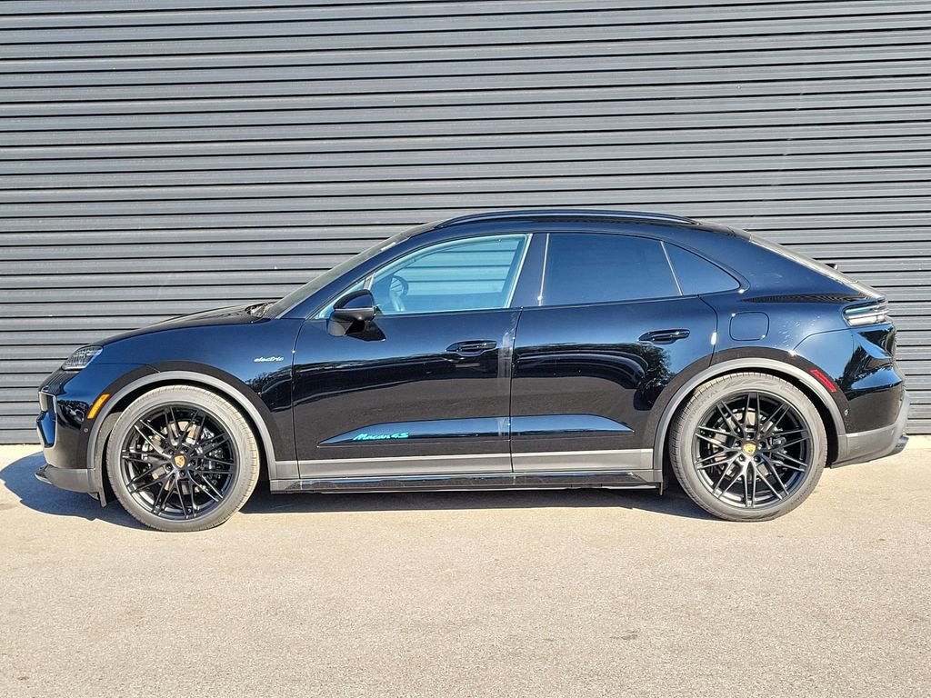 New 2026 Porsche Macan 4S Electric image 2
