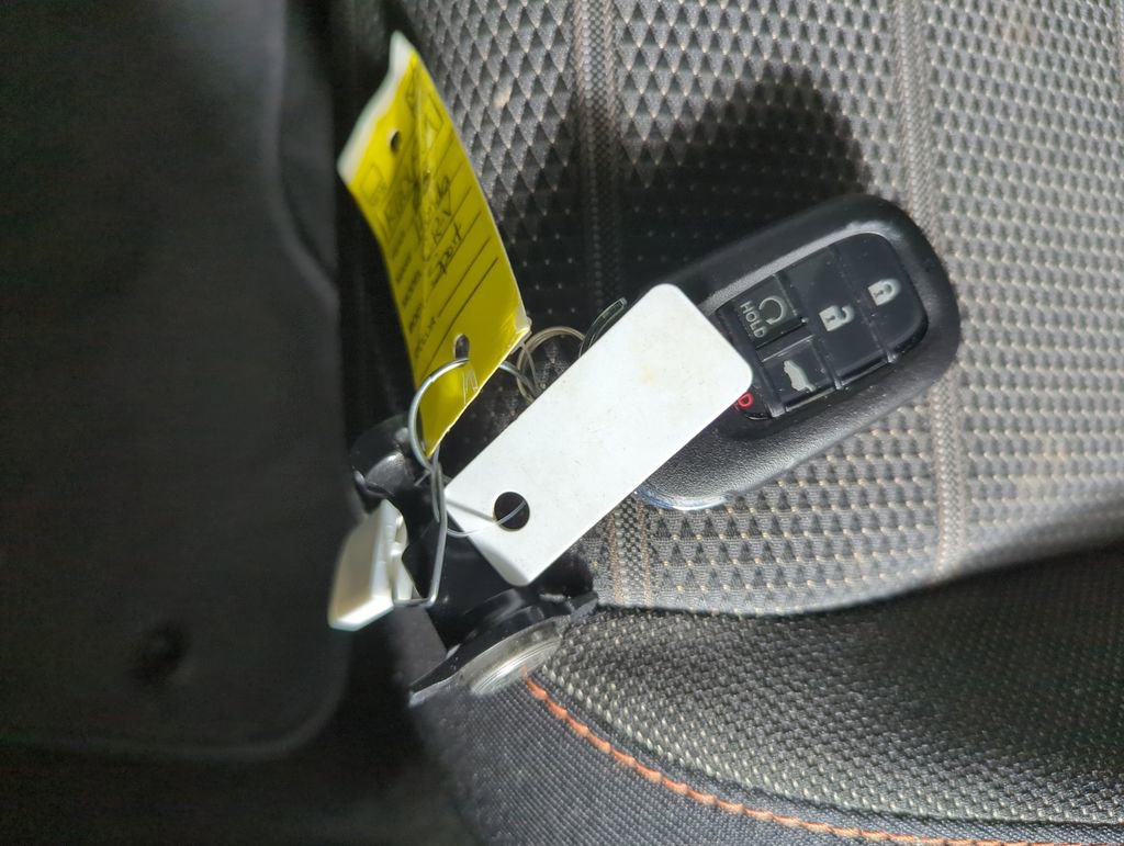 Certified 2025 Honda CR-V Sport image 24
