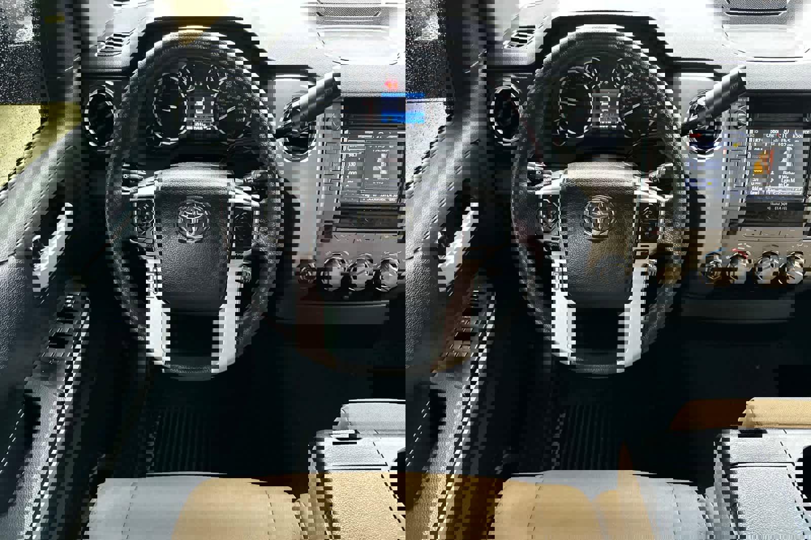 Used 2016 Toyota Tundra SR5 image 15