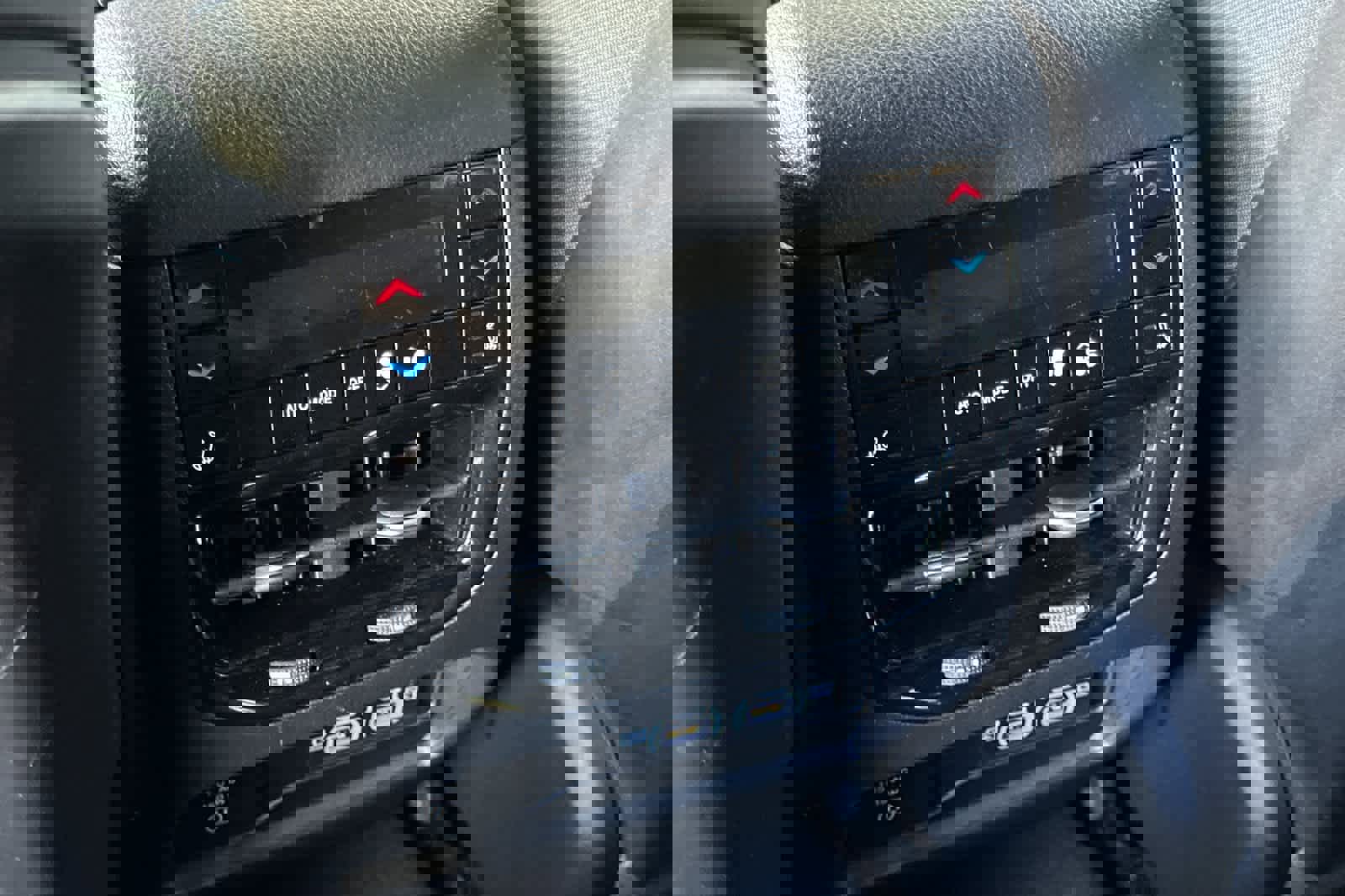 Used 2022 Jeep Grand Cherokee Overland w/ Advanced Protech Group III image 14