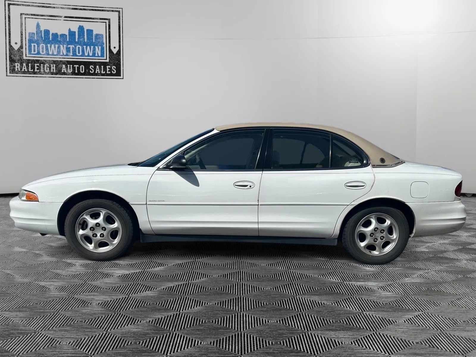 Used 1999 Oldsmobile Intrigue GX image 9