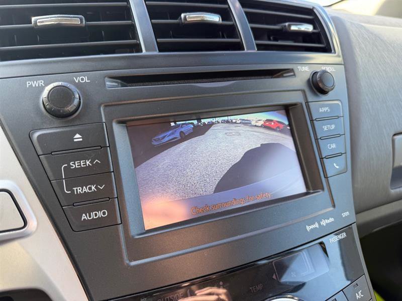Used 2014 Toyota Prius V Three FWD image 12