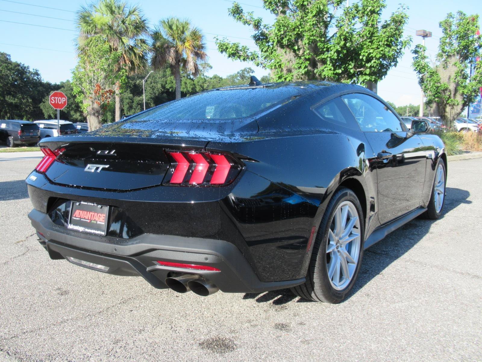 Used 2024 Ford Mustang GT Premium RWD image 7