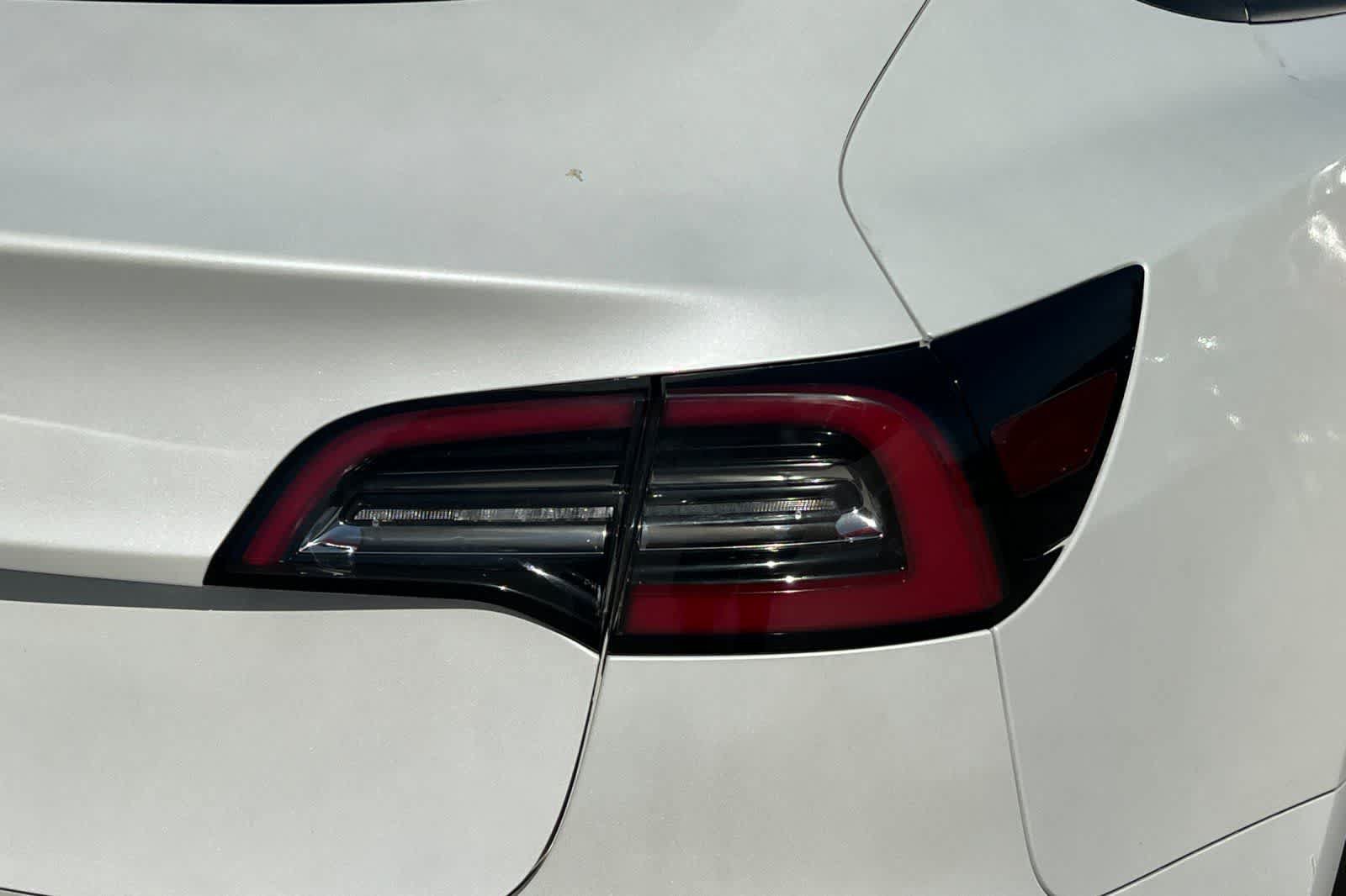 Used 2021 Tesla Model 3 Standard Range Plus RWD image 13