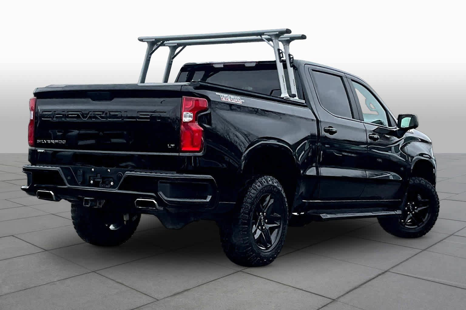 Used 2021 Chevrolet Silverado 1500 LT Trail Boss AWD/4WD image 13