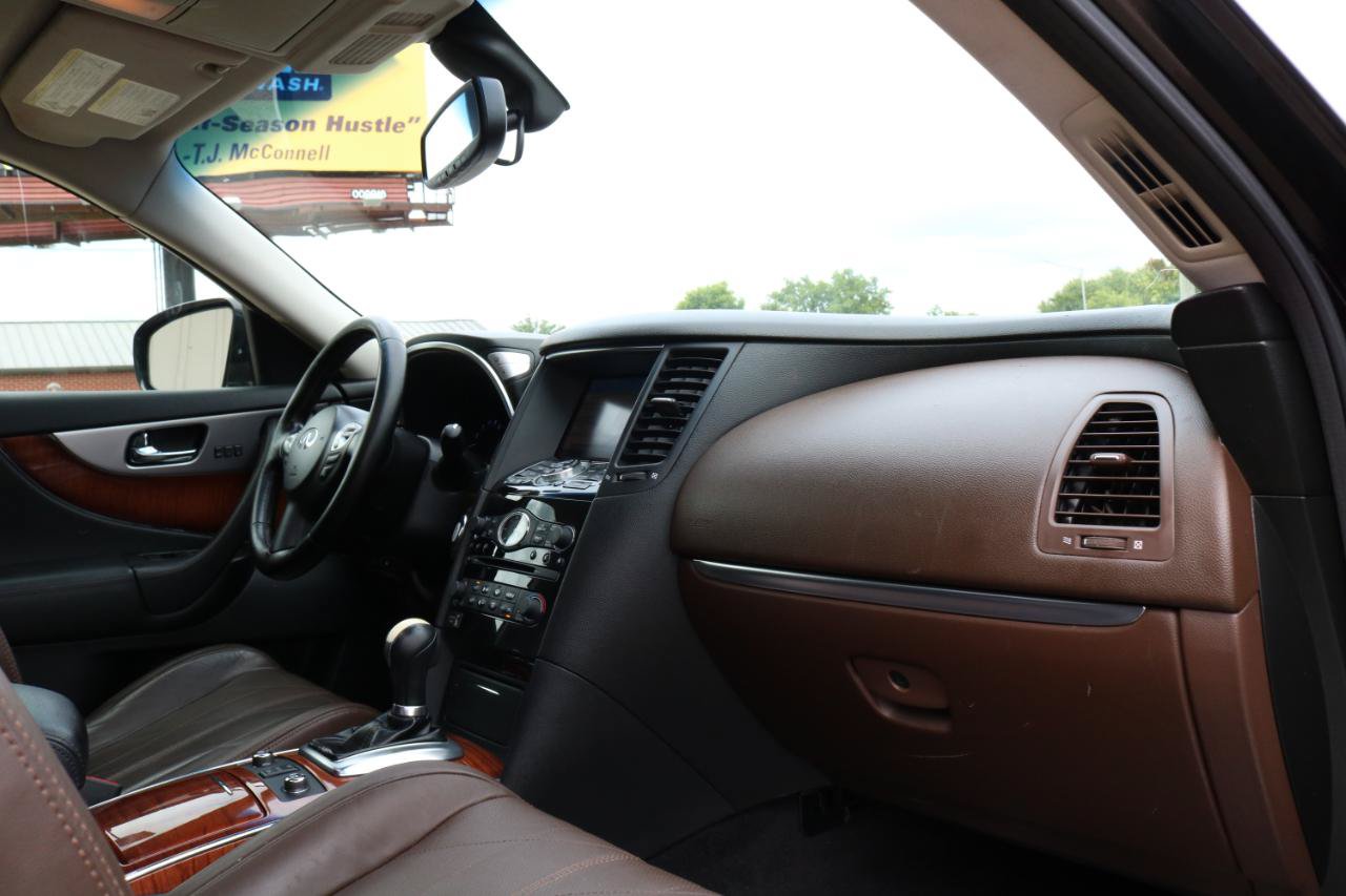 Used 2012 INFINITI FX35 AWD w/ Premium Pkg image 43