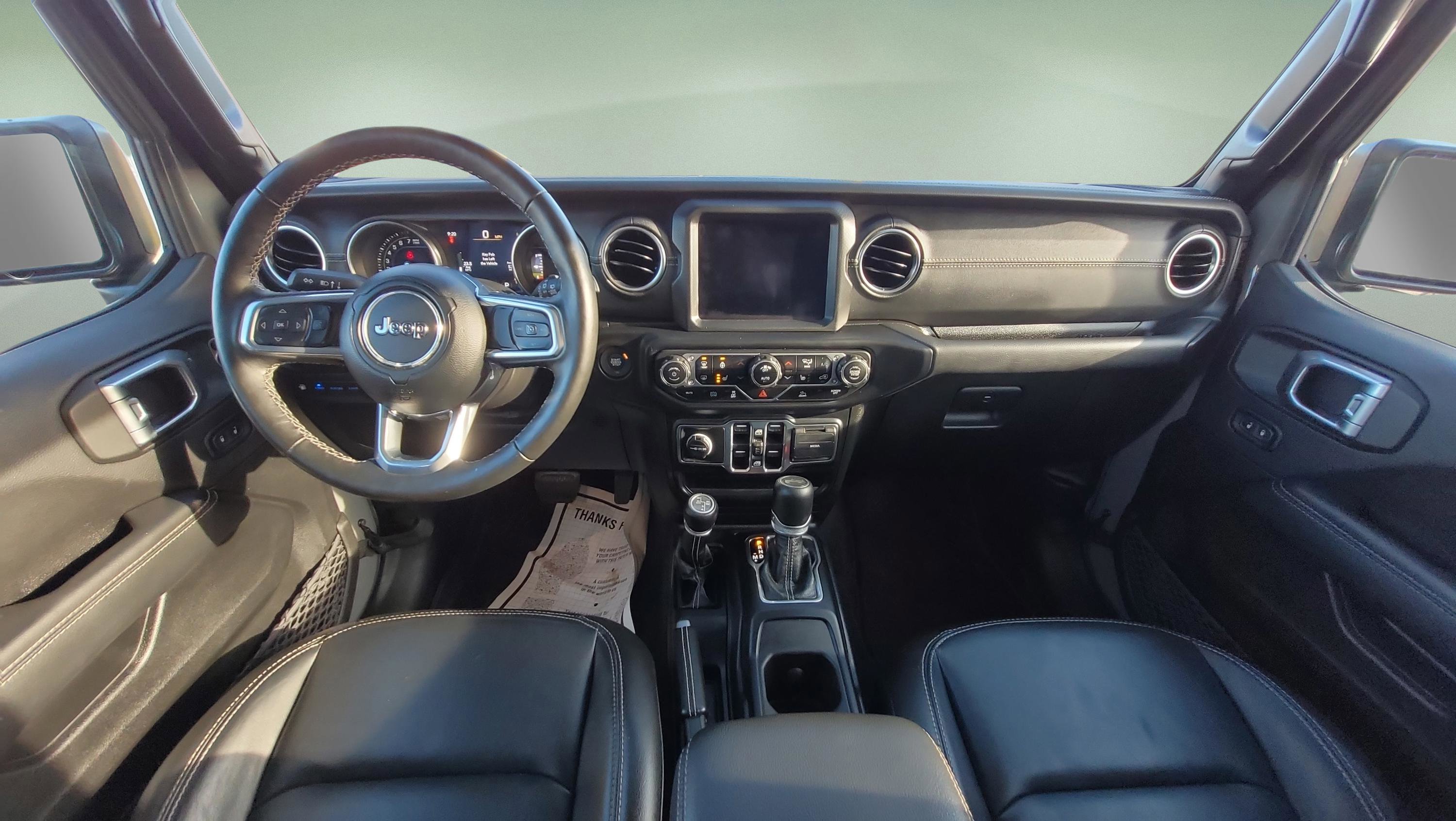 Used 2023 Jeep Wrangler Unlimited Sahara w/ Cold Weather Group image 15